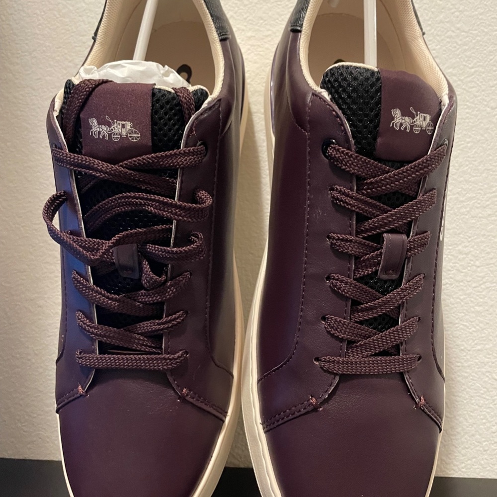 COACH CLIP LOW TOP NWT
